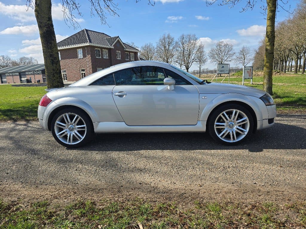 AUDI TT 1999
