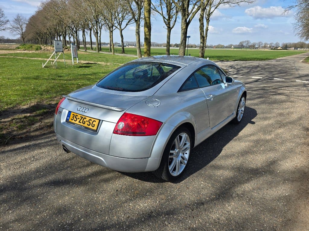 AUDI TT 1999