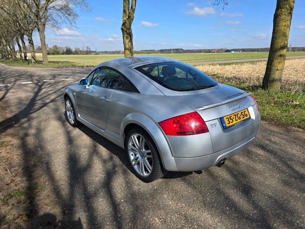 AUDI TT 1999