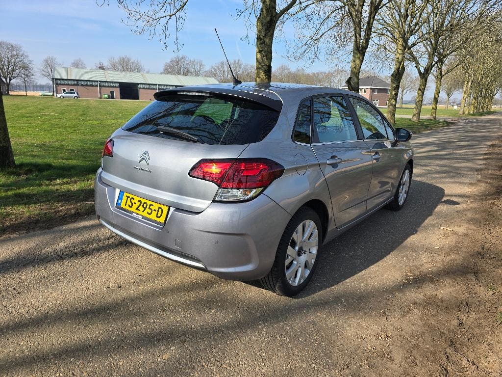 CITROEN C4 2016