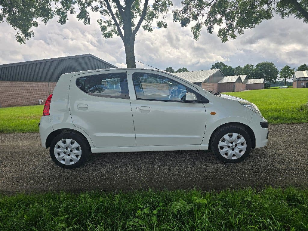 NISSAN PIXO 2011