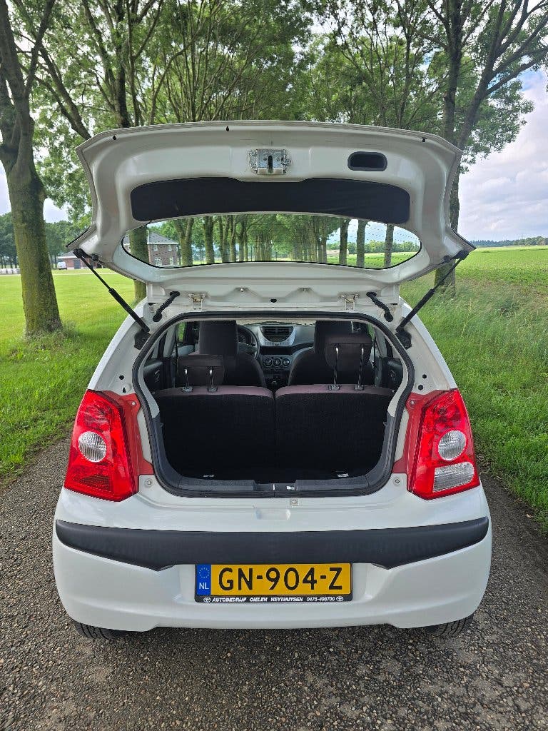 NISSAN PIXO 2011