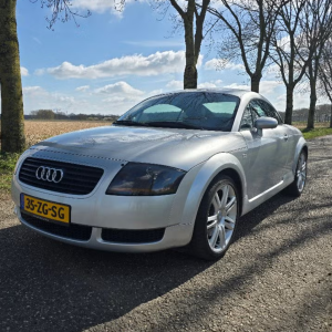 AUDI AUDI TT 1999