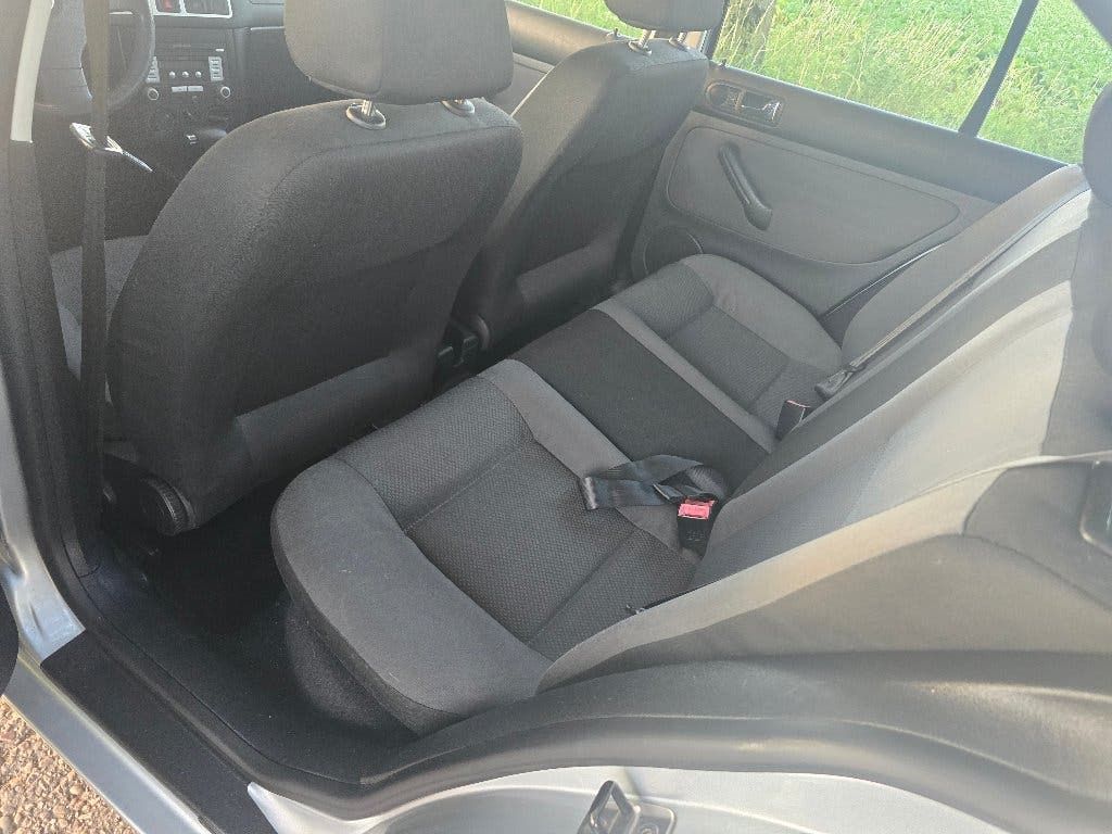 VOLKSWAGEN JETTA 2009