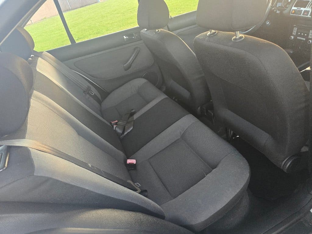 VOLKSWAGEN JETTA 2009