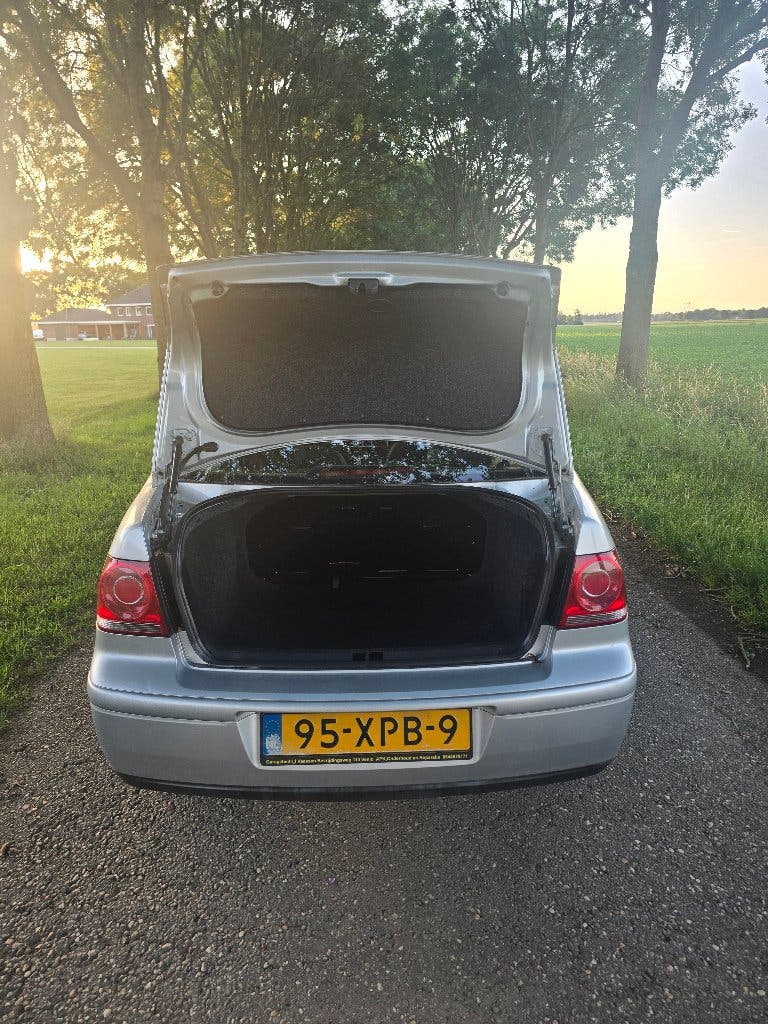 VOLKSWAGEN JETTA 2009