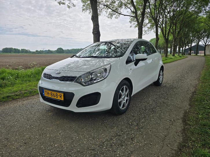 KIA RIO 2014